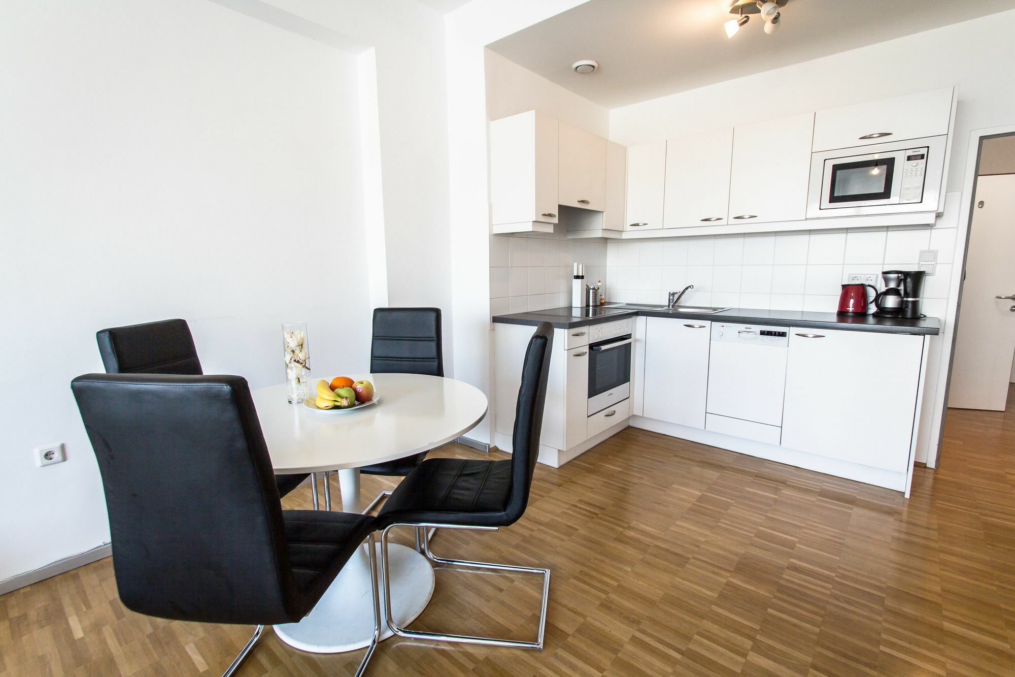 Living Schwedenplatz Apartment เวียนนา ภายนอก รูปภาพ